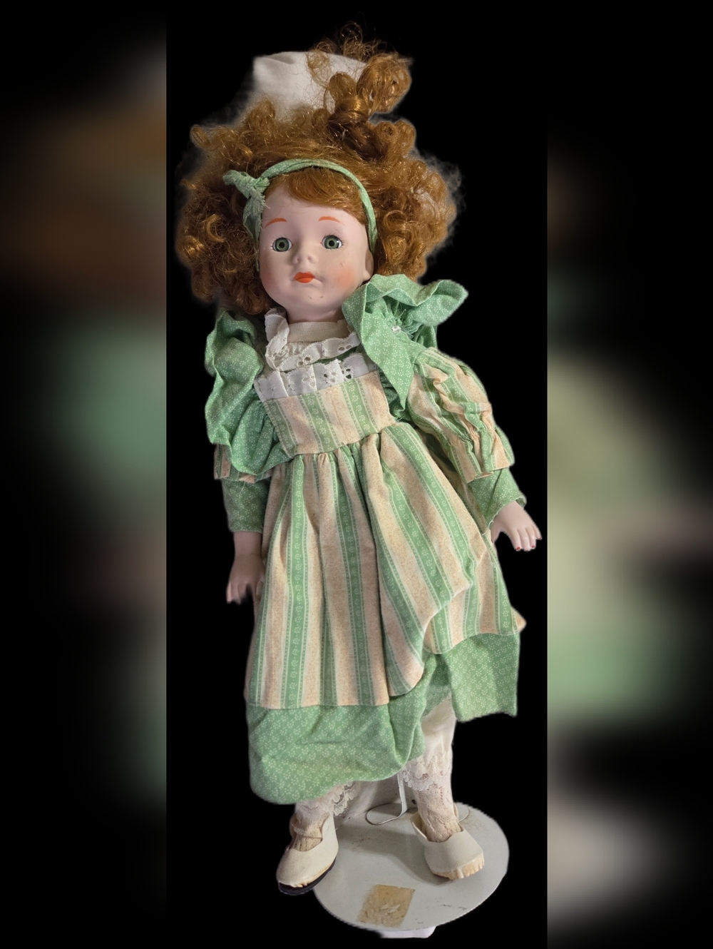 Heritage Mint Ltd America's Porcelain Dolls Redhead 16in